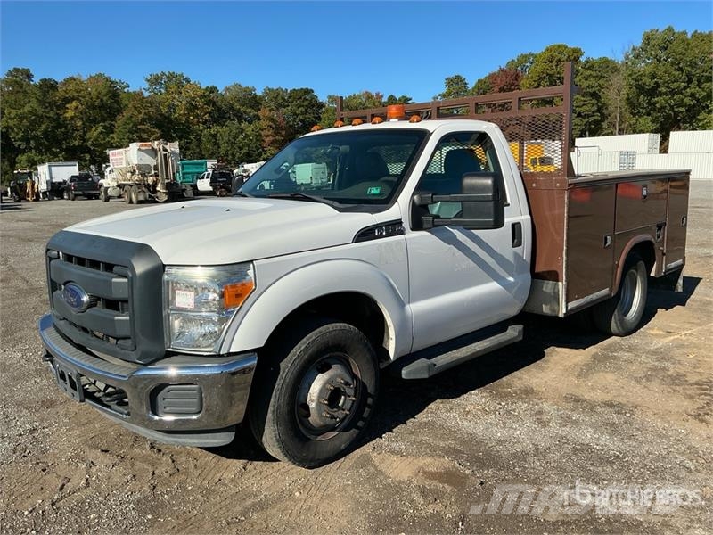 Ford F-350 XL 4x2 Utility Truck Pick up de caixa aberta