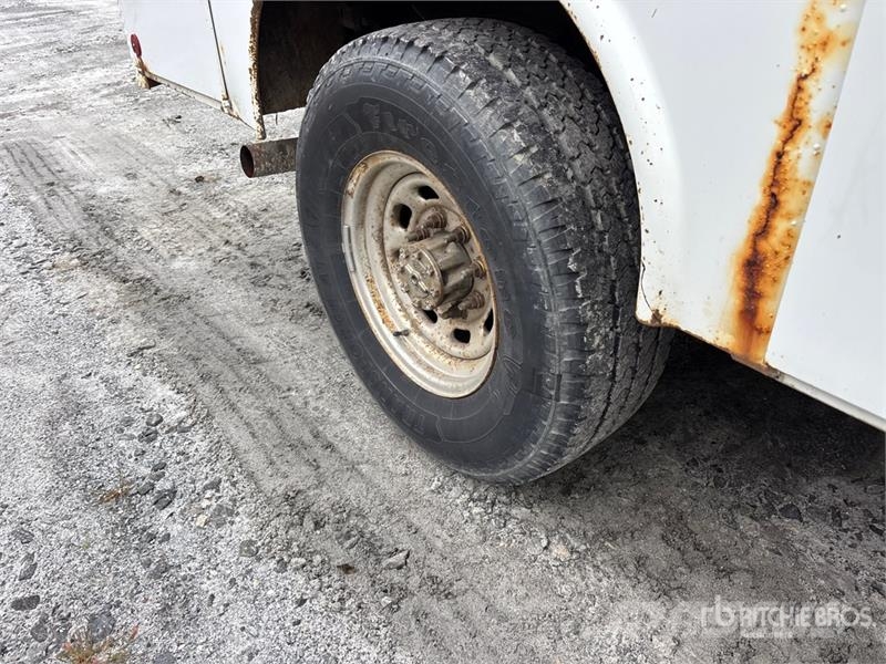 Ford F-350 XL 4x2 Utility Truck Pik up kamioni