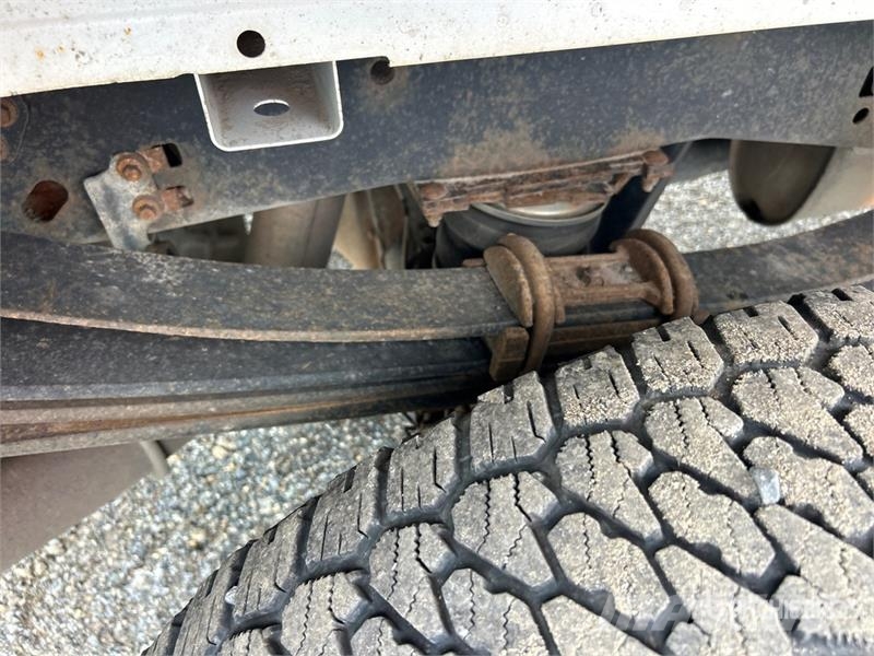 Ford F-350 XL 4x4 Crew Cab Pickup Ostalo