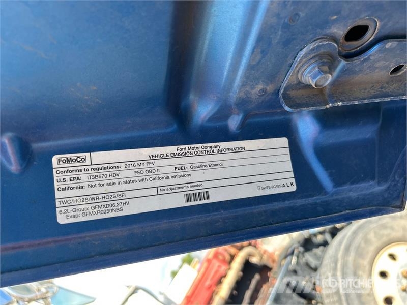 Ford F-350 XL 4x4 Extended Cab Pickup Ostalo