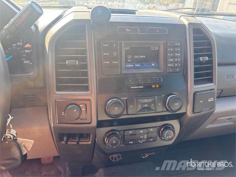 Ford F-350 XL 4x4 Extended Cab Utility Truck Vieglais kravas automobilis/izkraušana no sāniem