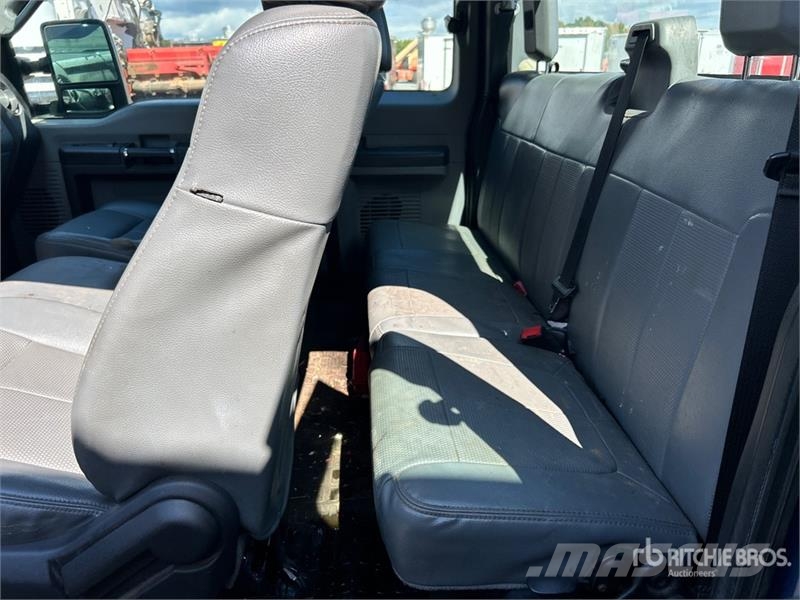 Ford F-350 XL 4x4 Extended Cab Pickup Ostalo