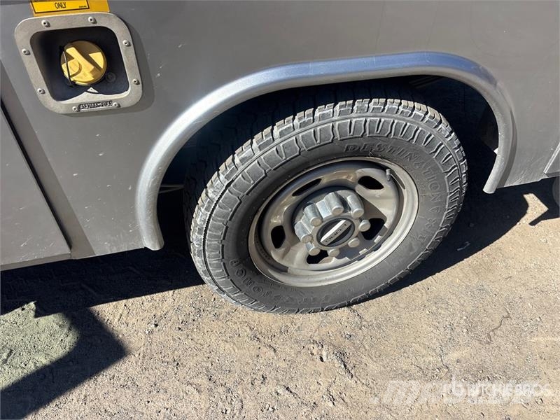 Ford F-350 XL 4x4 Extended Cab Utility Truck Vieglais kravas automobilis/izkraušana no sāniem