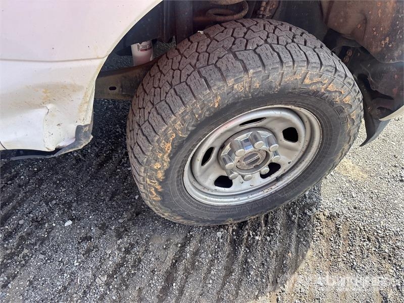 Ford F-350 XL 4x4 Extended Cab Pickup Citi