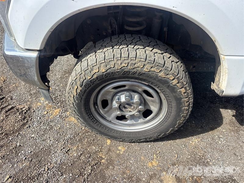 Ford F-350 XL 4x4 Extended Cab Pickup Citi