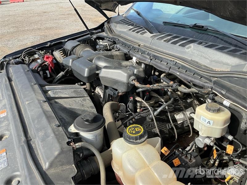 Ford F-350 XL 4x4 Pickup Прочие фургоны