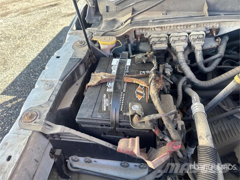 Ford F-350 XL 4x4 Utility Truck (Inoperable) Prekucniki