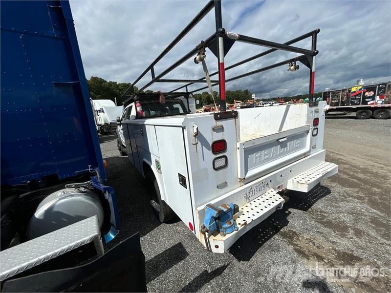 Ford F-450 皮卡.傳統半斗卡車/側卸板