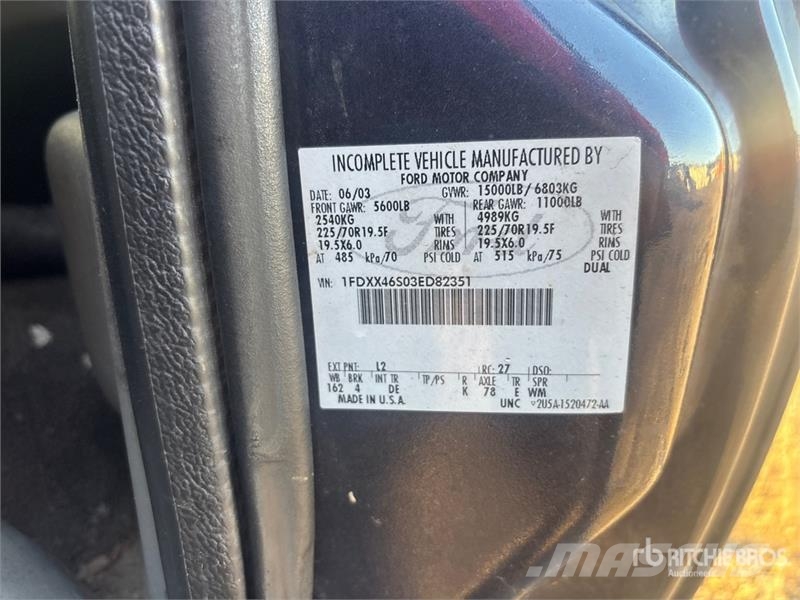 Ford F-450 Ciężarówki typu Platforma / Skrzynia