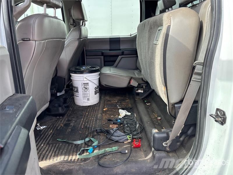 Ford F-450 Camion benne