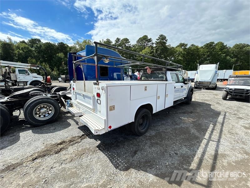 Ford F-450 皮卡.傳統半斗卡車/側卸板