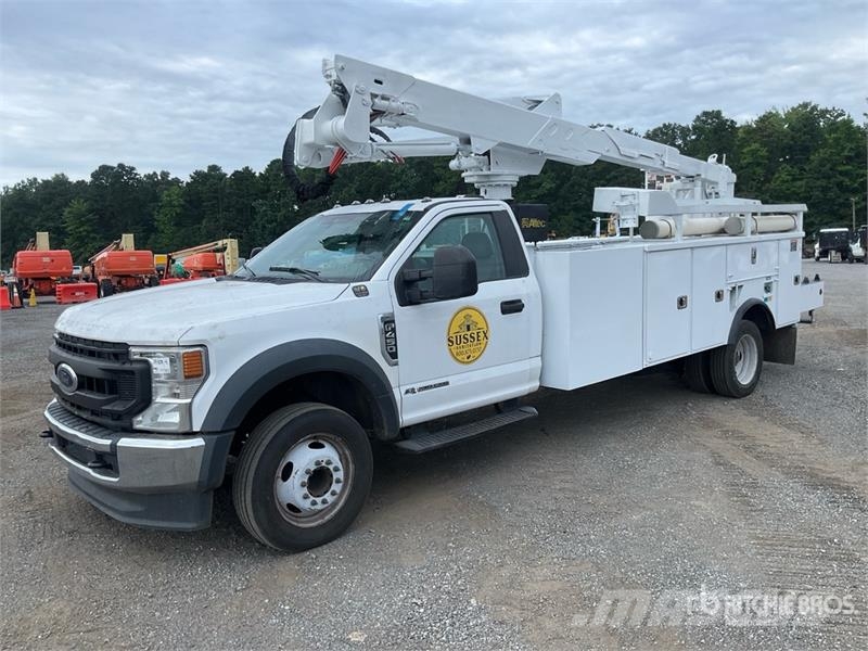Ford F-450 LKW-Arbeitsbühnen