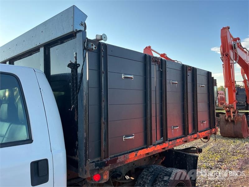 Ford F-450 Tipper trucks