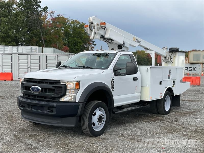 Ford F-450 Pacēlāji uz automašīnas bāzes