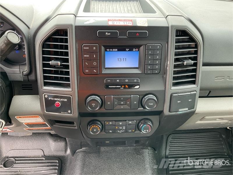 Ford F-450 Pacēlāji uz automašīnas bāzes