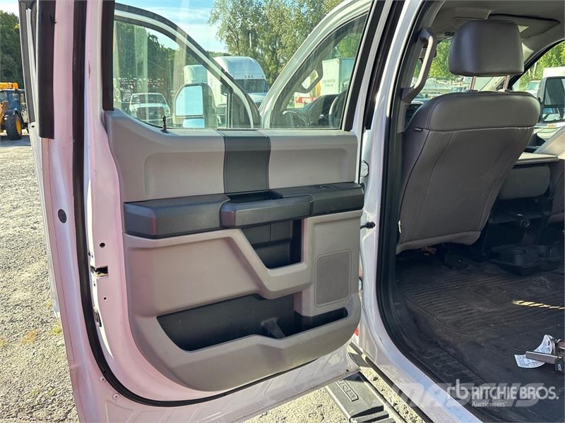 Ford F-450 Camiones bañeras basculantes o volquetes