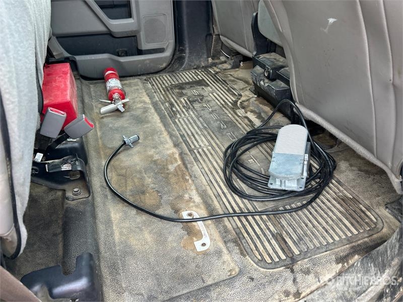 Ford F-450 Flakbilar