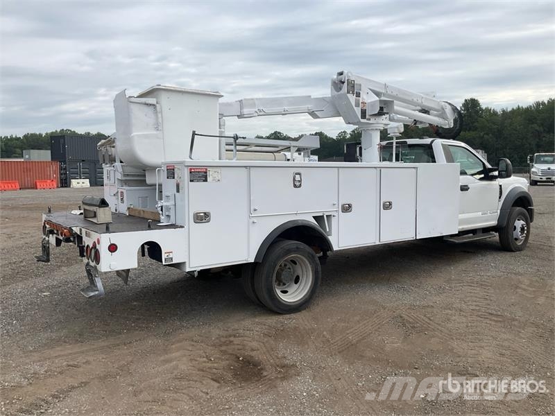 Ford F-450 LKW-Arbeitsbühnen