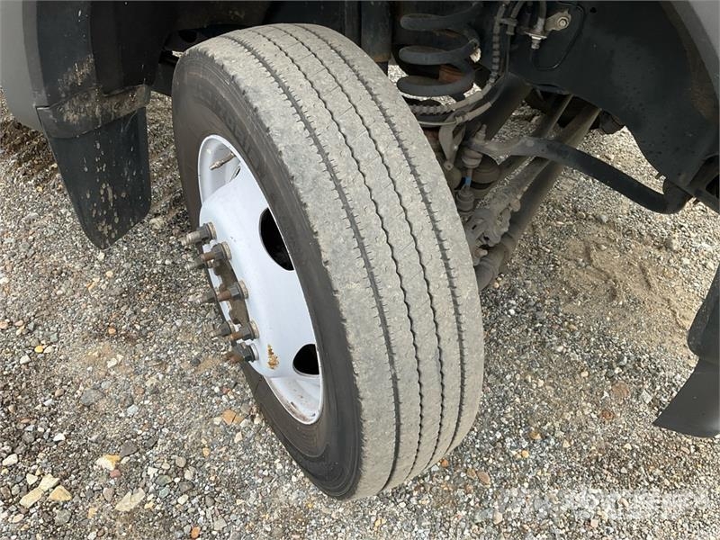 Ford F-450 Pacēlāji uz automašīnas bāzes