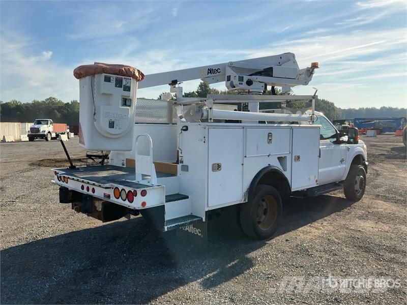 Ford F-450 Auto korpe