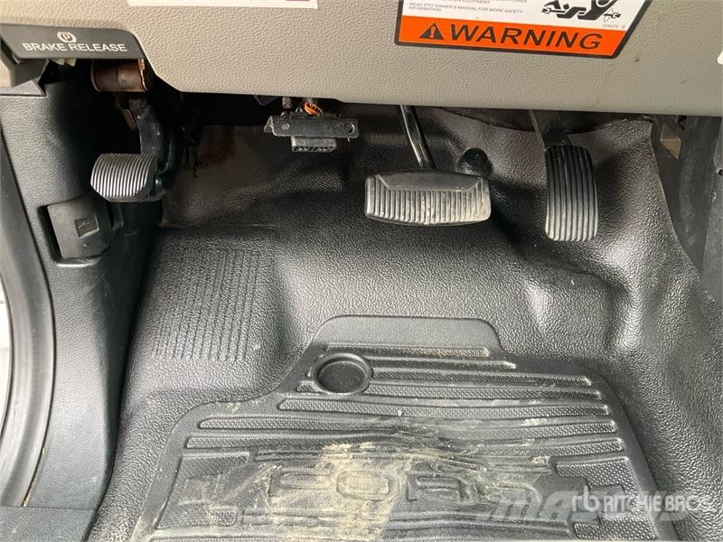 Ford F-450 Pacēlāji uz automašīnas bāzes