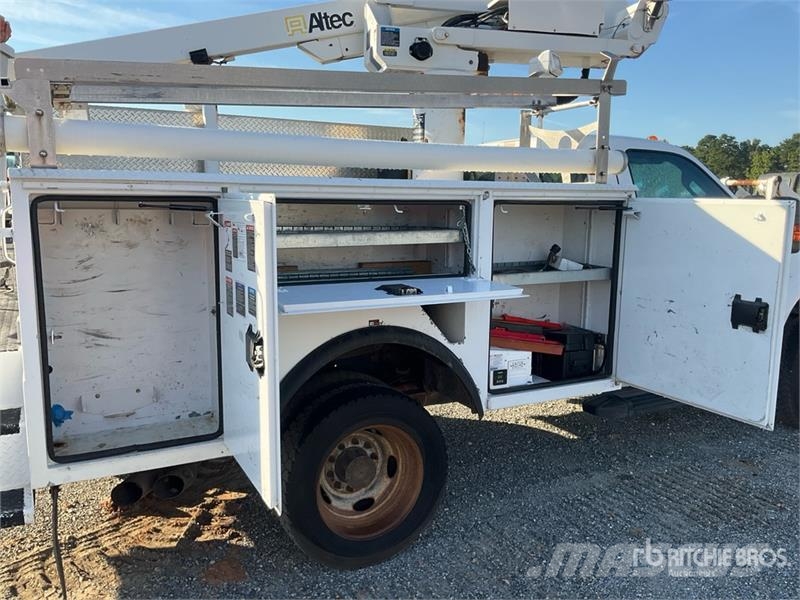 Ford F-450 Auto košare
