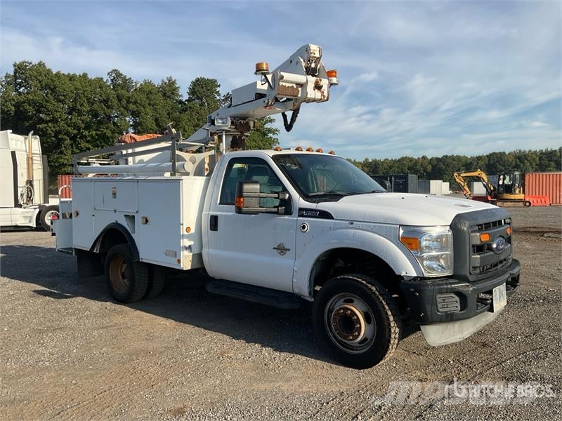Ford F-450 Auto korpe