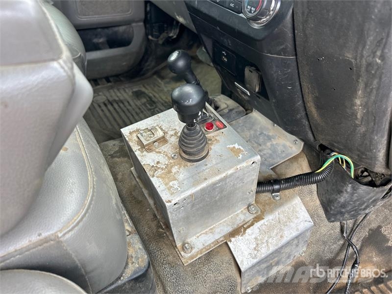 Ford F-450 Flakbilar