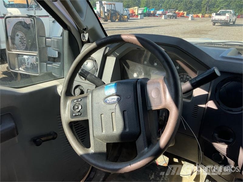 Ford F-450 Φορτηγά Ανατροπή