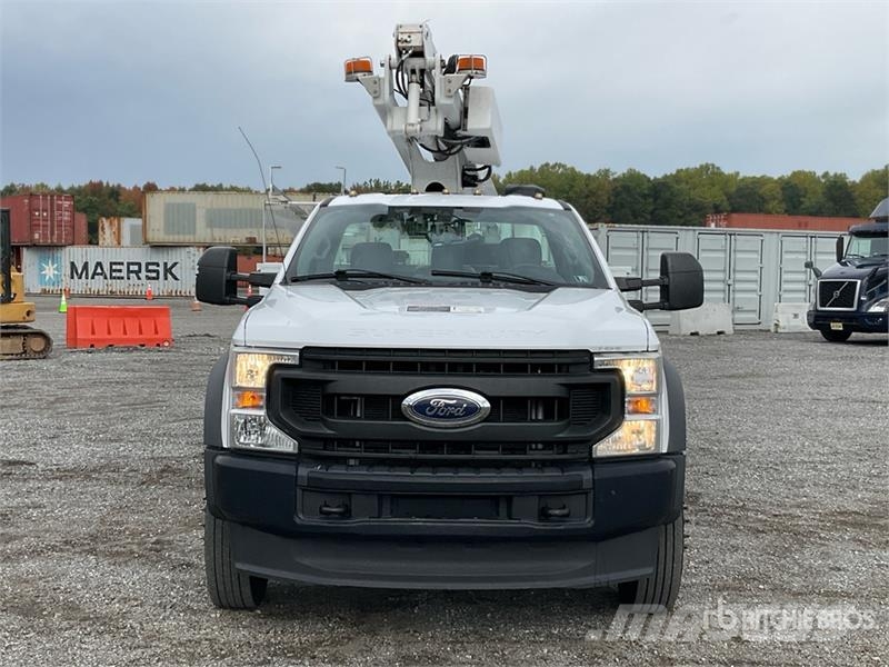 Ford F-450 Pacēlāji uz automašīnas bāzes