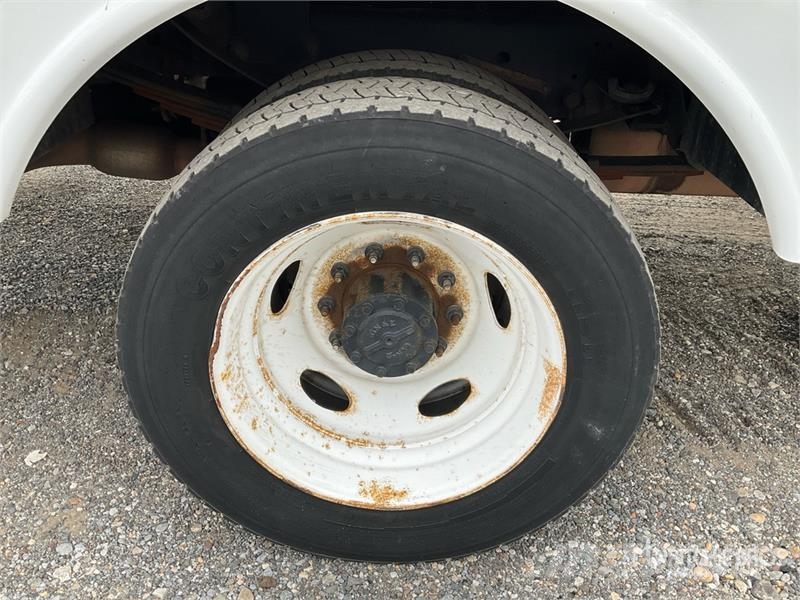 Ford F-450 Pacēlāji uz automašīnas bāzes