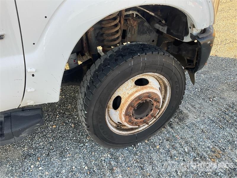 Ford F-450 Auto košare
