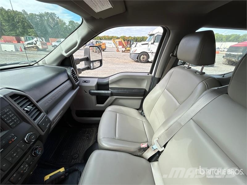 Ford F-450 Tippbil