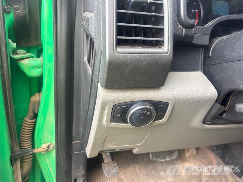 Ford F-450 Planbiler