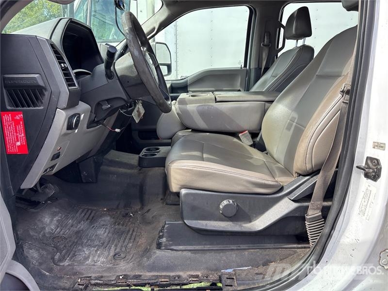 Ford F-450 Camion benne