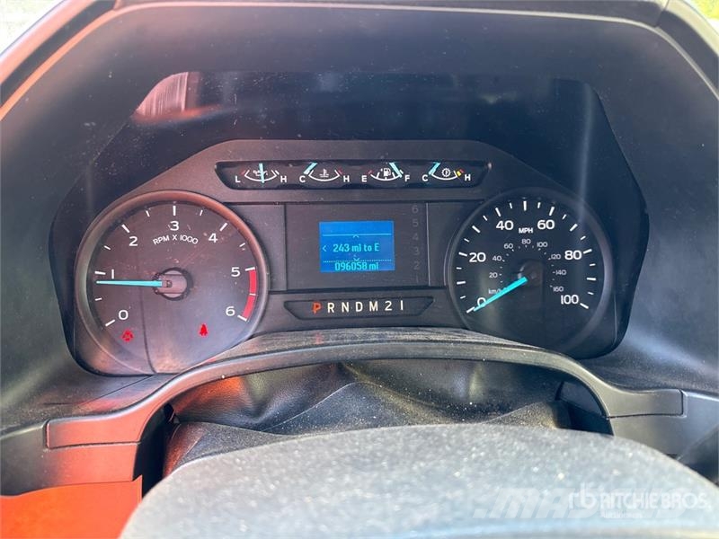 Ford F-450 Camiones bañeras basculantes o volquetes