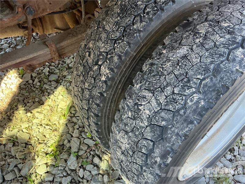 Ford F-450 Flakbilar