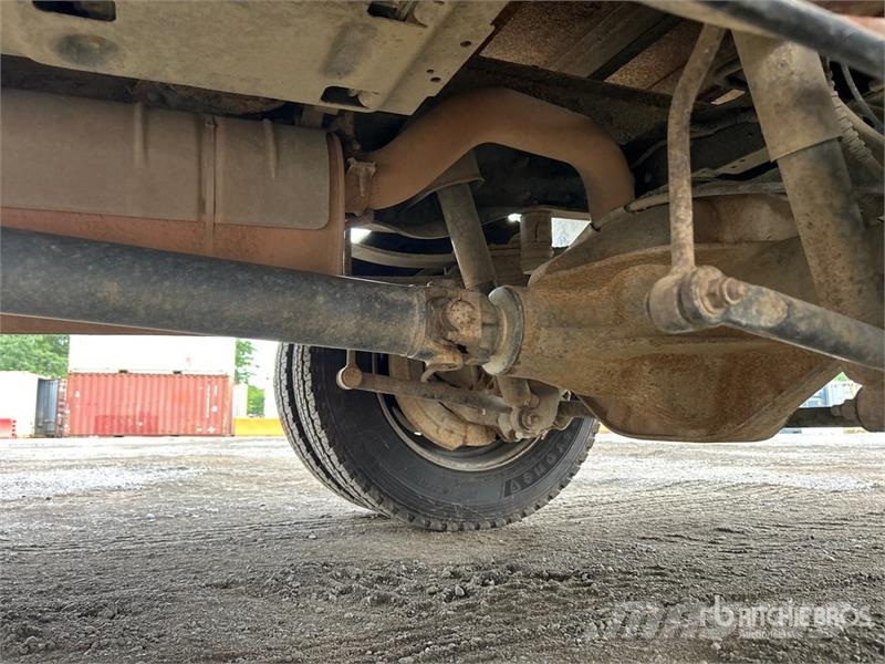 Ford F-450 Flakbilar