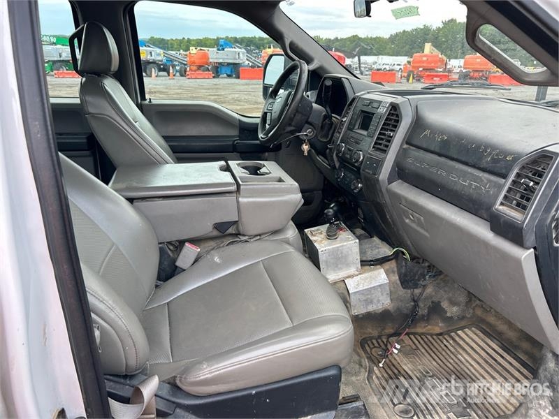 Ford F-450 Flakbilar