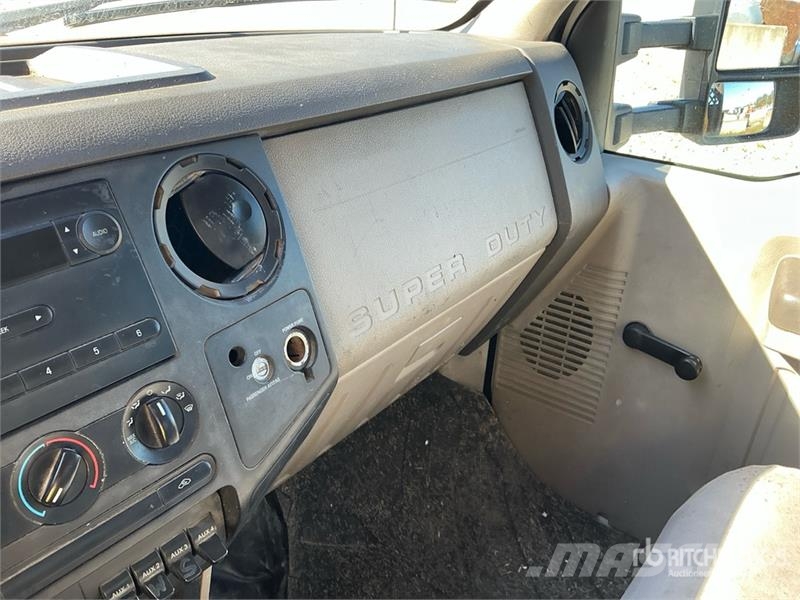 Ford F-450 Flakbilar