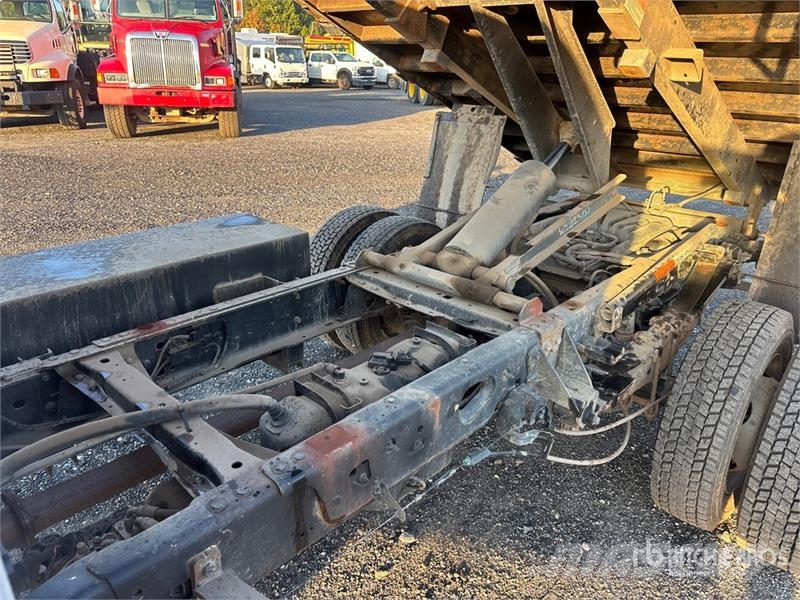Ford F-450 Tipper trucks