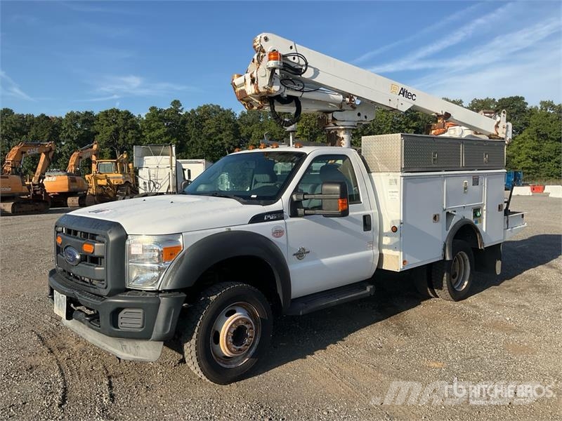 Ford F-450 Auto korpe