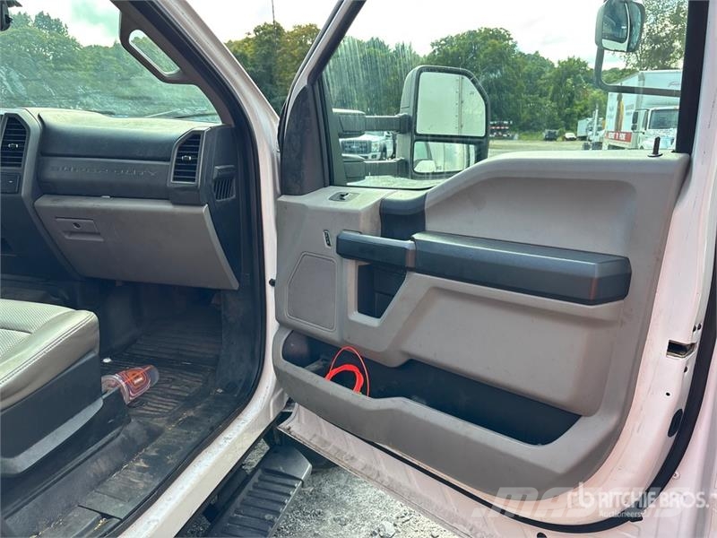 Ford F-450 Camion benne