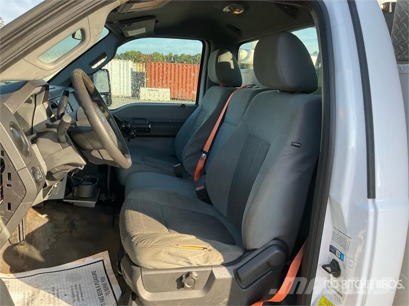 Ford F-450 Auto košare