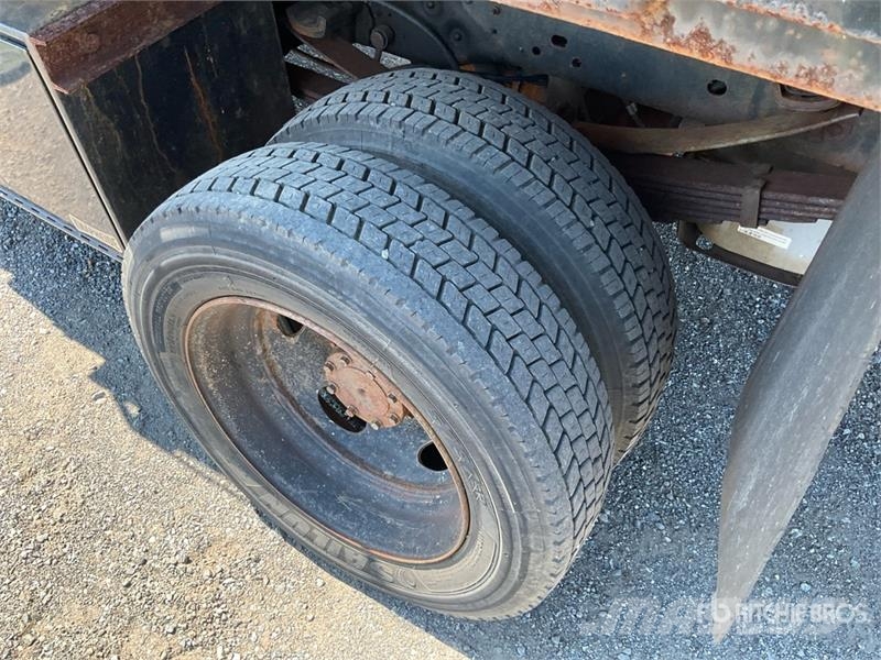 Ford F-450 Tippbilar