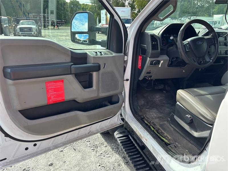 Ford F-450 Camion benne