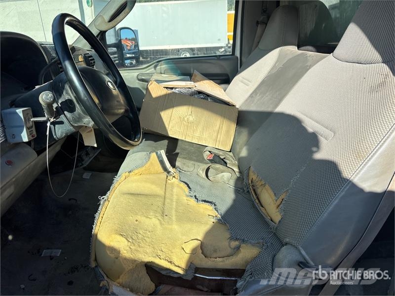 Ford F-450 Tipper trucks