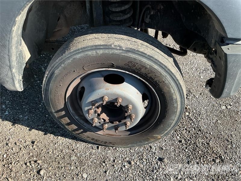 Ford F-450 Sora- ja kippiautot