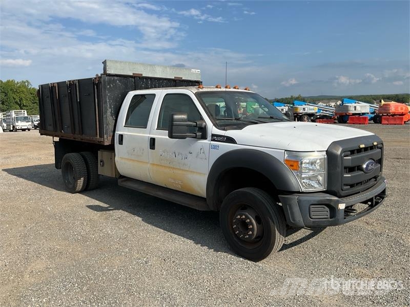 Ford F-450 4x2 Crew Cab Flatbed Dump Truck Sklápěče