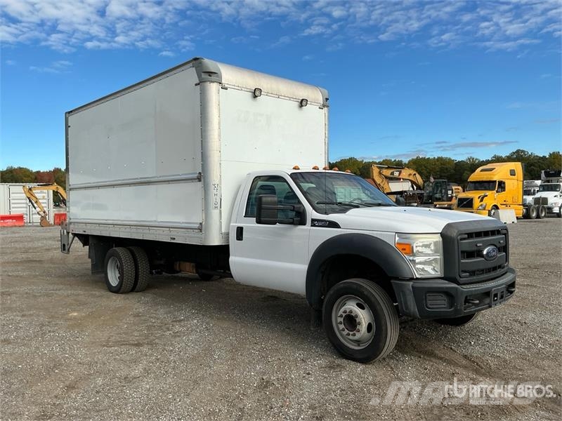 Ford F-450 4x2 Van Truck Box trucks